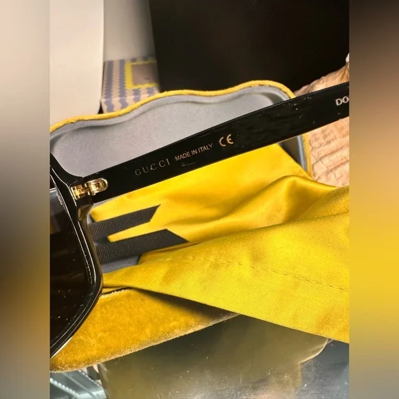 GUCCI Black Square Sunglasses - Picture 7 of 10